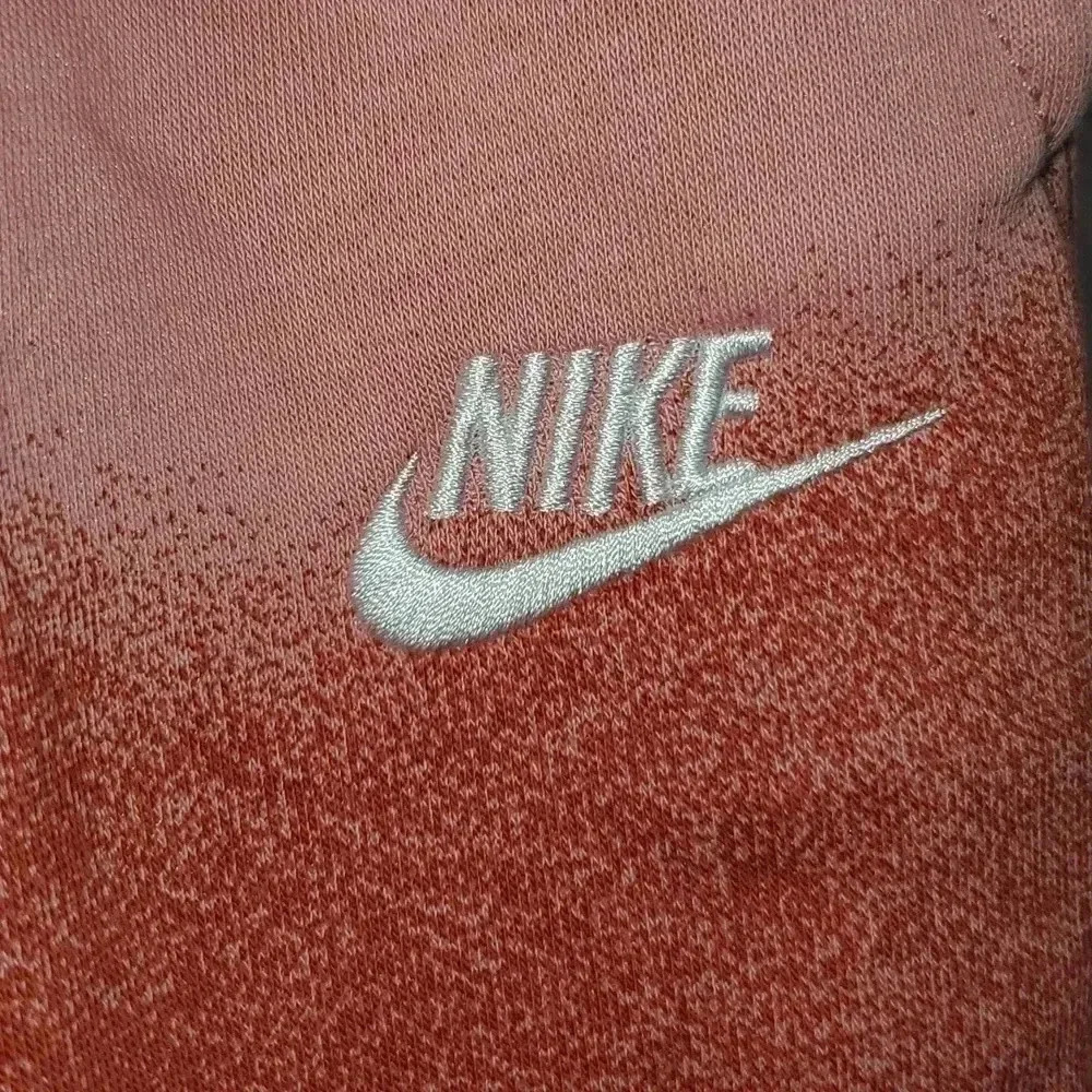 Nike Boys YOUTH Sportswear Club Fleece Jogger Pants SPRAY PAINT Extra Small NWT - Picture 5 of 15